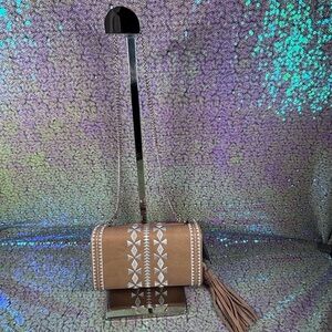 Tan and White Patterned Women's Bag ***see pic for interior imperfection